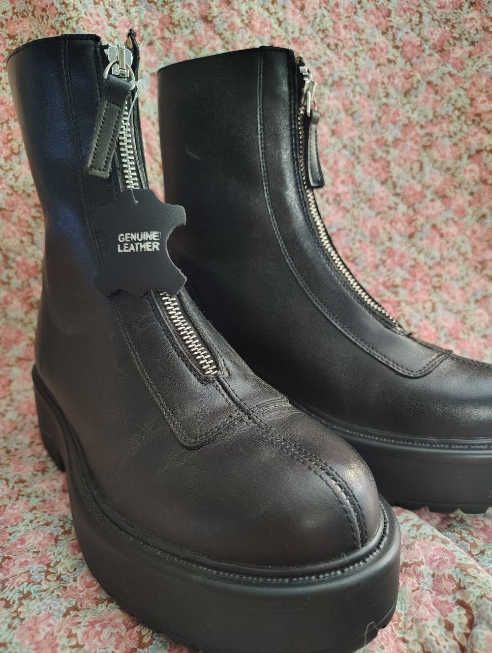 NEW Steve Madden Mid Calf Black Leather Boots, Zipper, Size 8.5